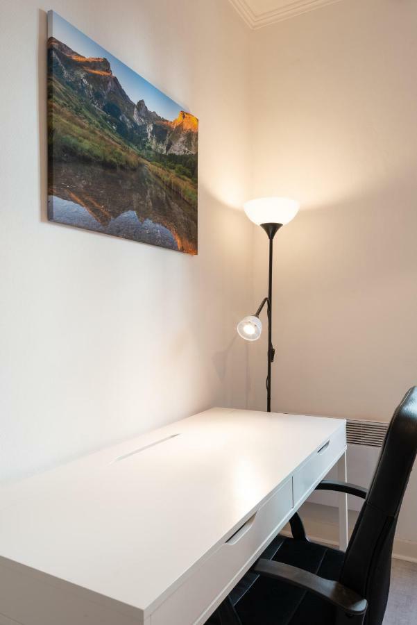 Appartement Coeur De Ville - Wifi - Lave-Seche Linge 波城 外观 照片