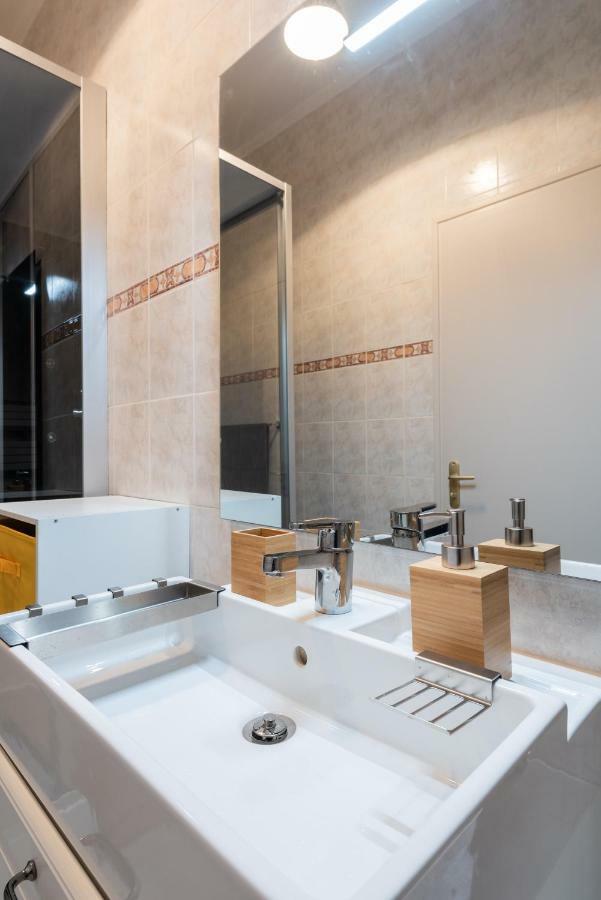 Appartement Coeur De Ville - Wifi - Lave-Seche Linge 波城 外观 照片